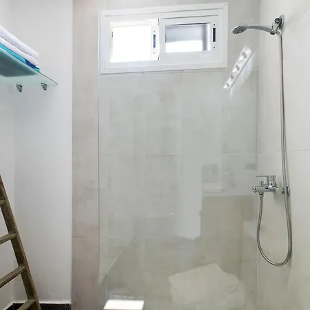 Estudio Dannamar Puerto del Carmen (Lanzarote)